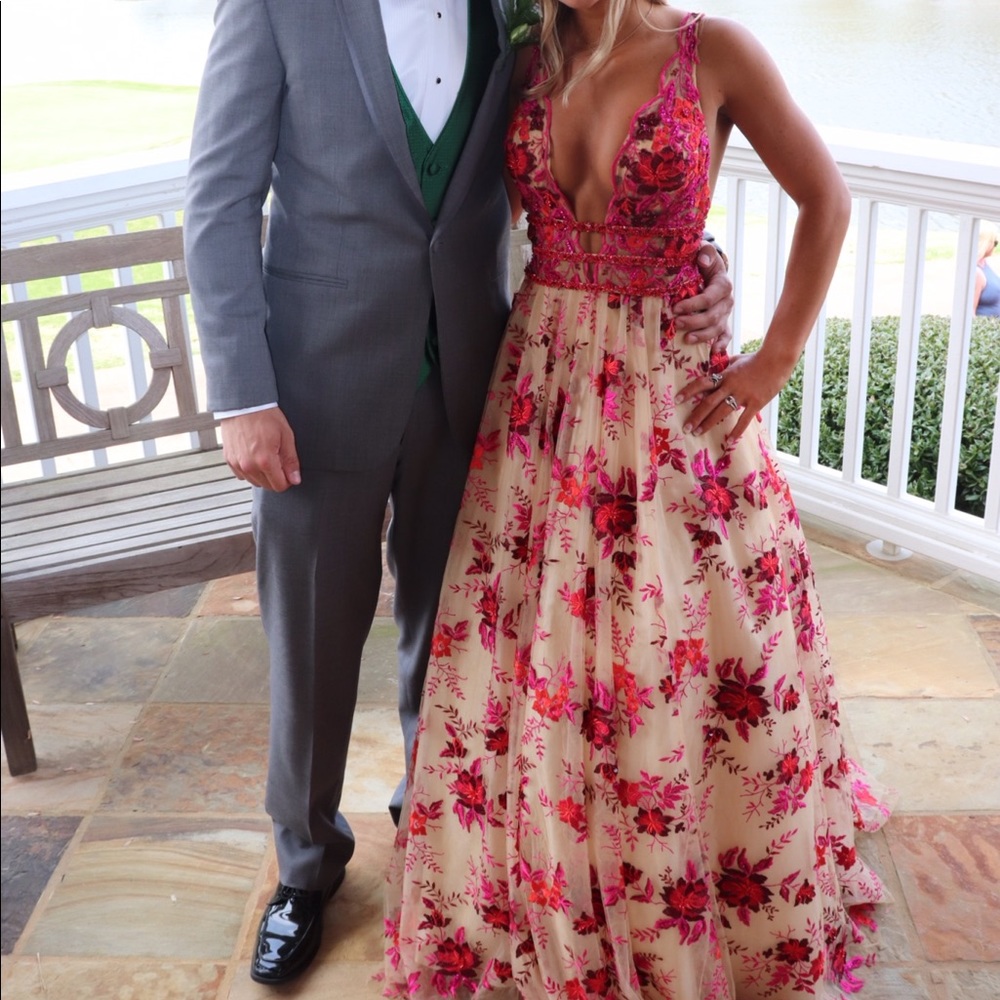 2018 Jovani Prom Dress